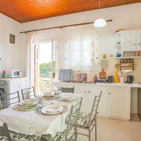 Apartment Andromaxi *