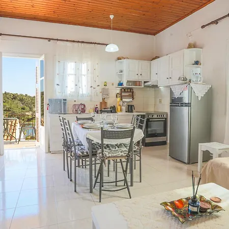 Apartament Andromaxi *